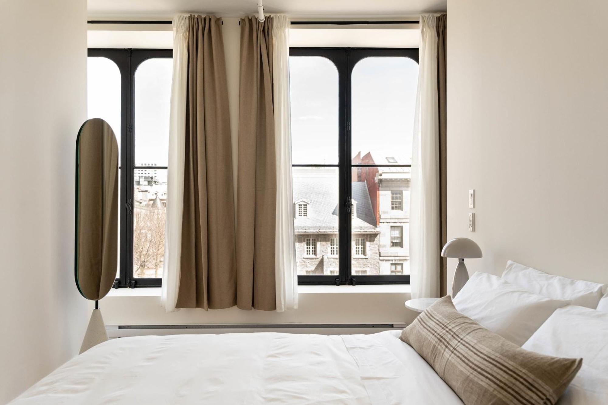 Maison Place Jacques-Cartier By Luxury In Transit Montreal Exterior foto